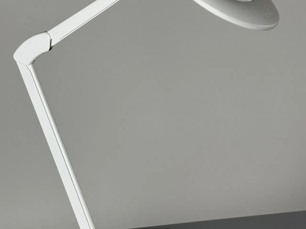 Billede 7 - Luxo Ovelo LED Bordlampe – Hvid