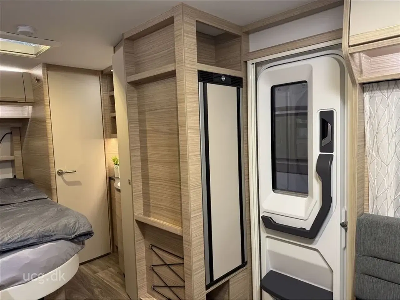 Billede 8 - 2026 - Fendt Bianco Activ 445 SFB   Prisen er inkl. klargøring, gastest, fugttest, syn og nummerplade.