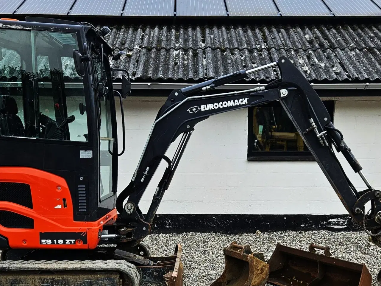 Billede 1 - Eurocomach ES 18 ZT / 3400 timer / tiltman skifte og skovlsæt