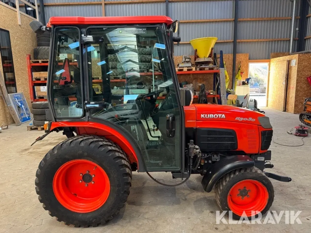 Billede 4 - Traktor Kubota B3030-HST/Cab