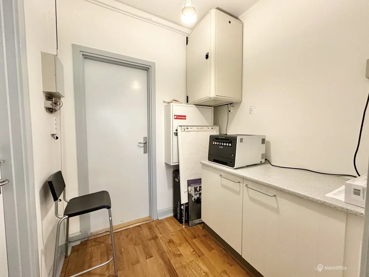 Billede 13 - Lav leje pr. md. det første halve år. Smukke kontorlokaler på 146 m² udlejes i Odense Centrum