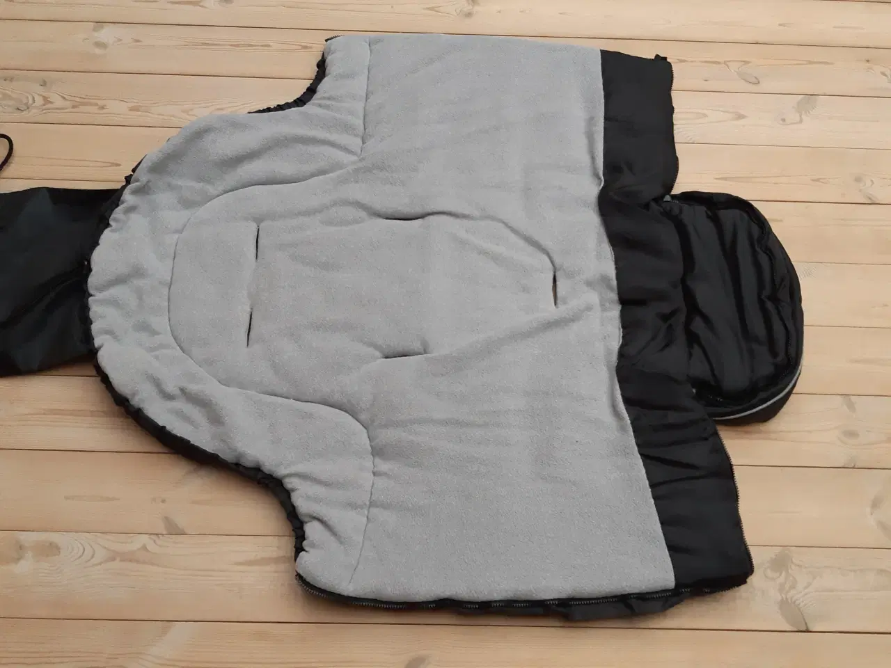 Billede 5 - Kørepose, bæreseler og sengerande - FLOT STAND