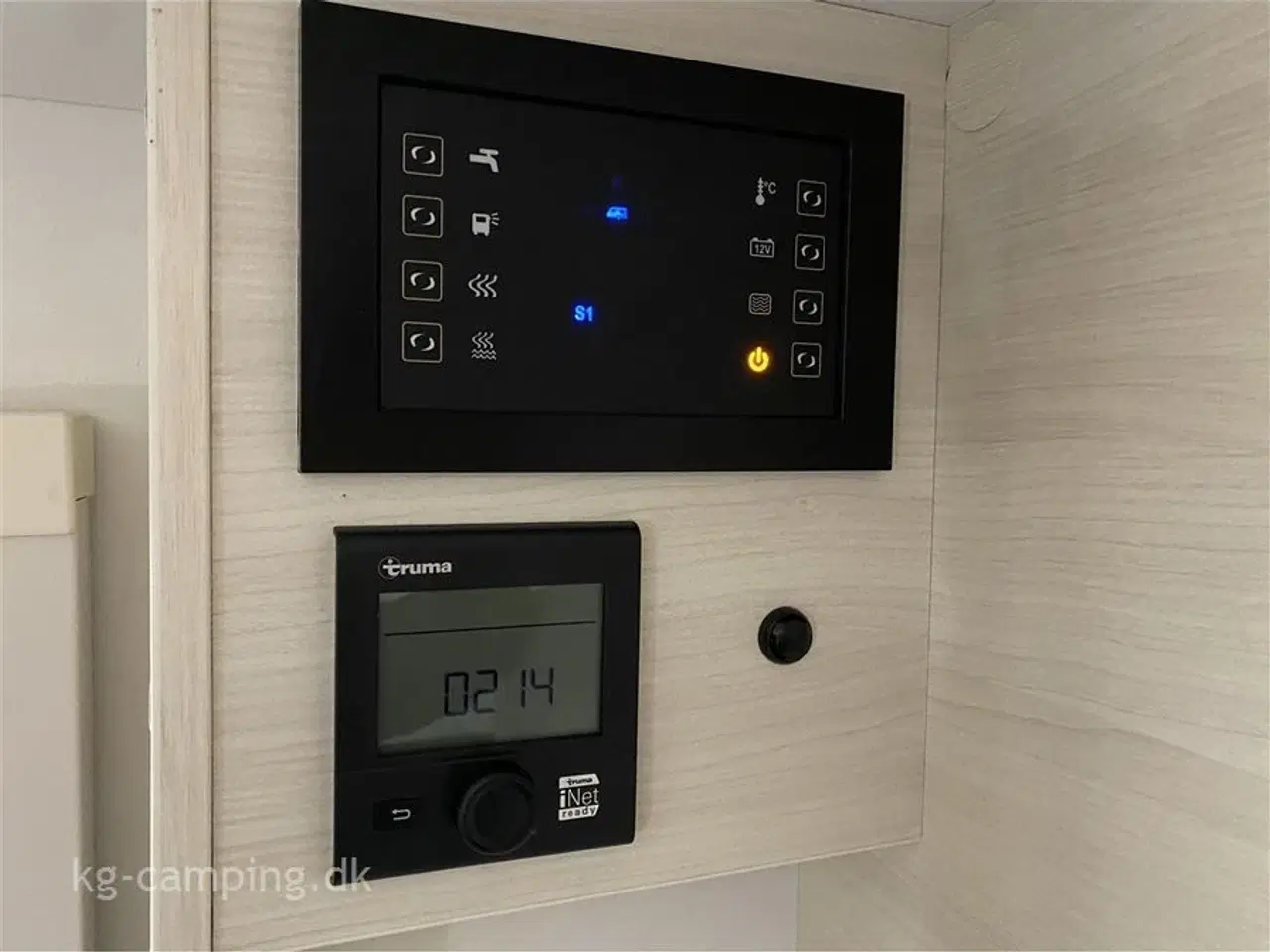 Billede 7 - 2022 - Caravelair Artica 540 PACK VIP   Super velholdt vogn med kompressor køleskab - fritstående seng - Truma Combi 6E