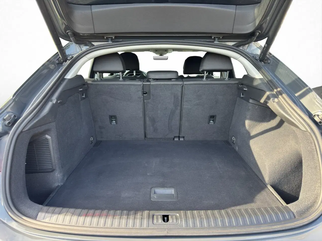 Billede 15 - Audi Q3 45 TFSi e Attitude+ Sportback S-tr.