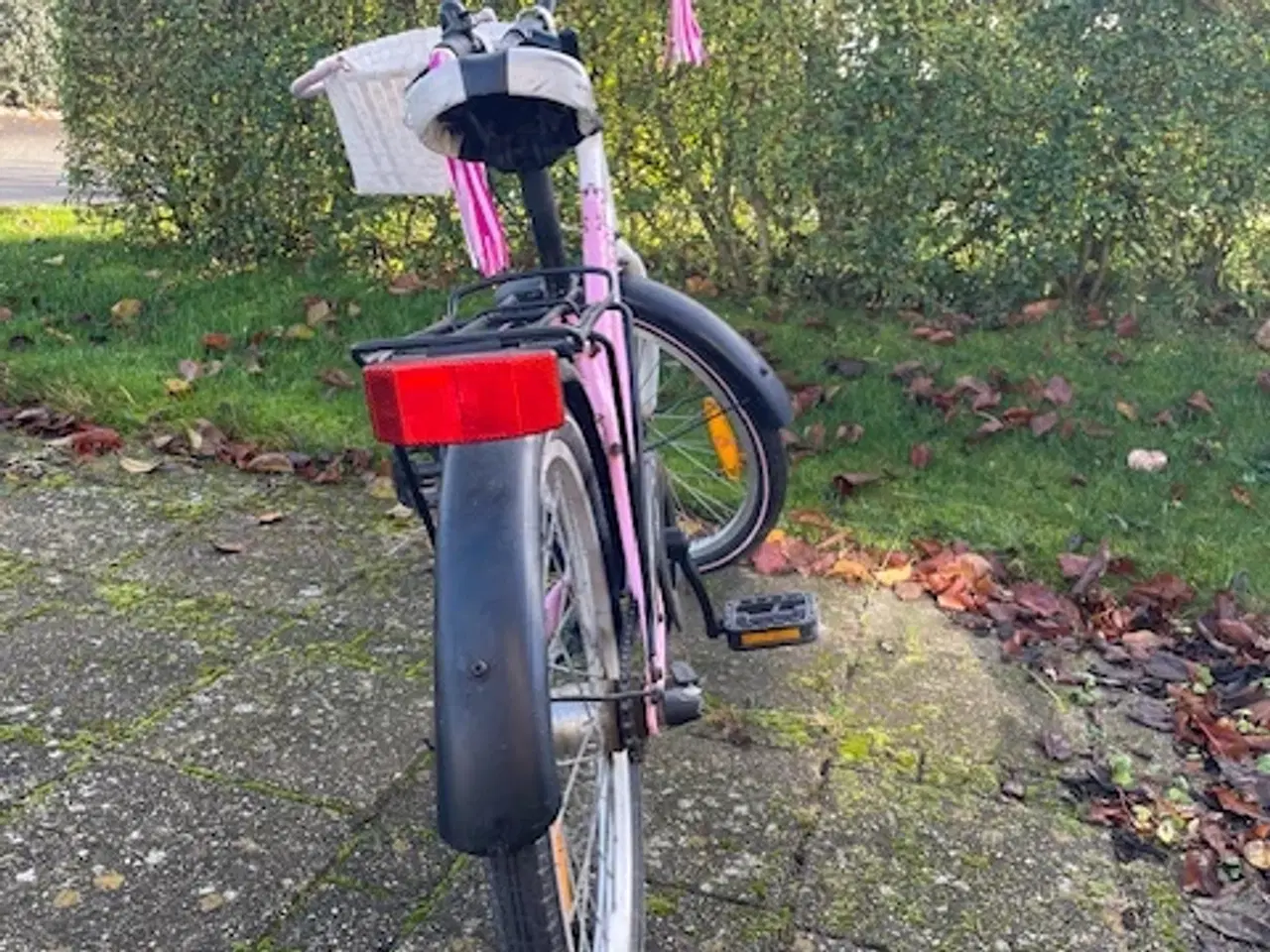 Billede 2 - Pigecykel 20 tommer