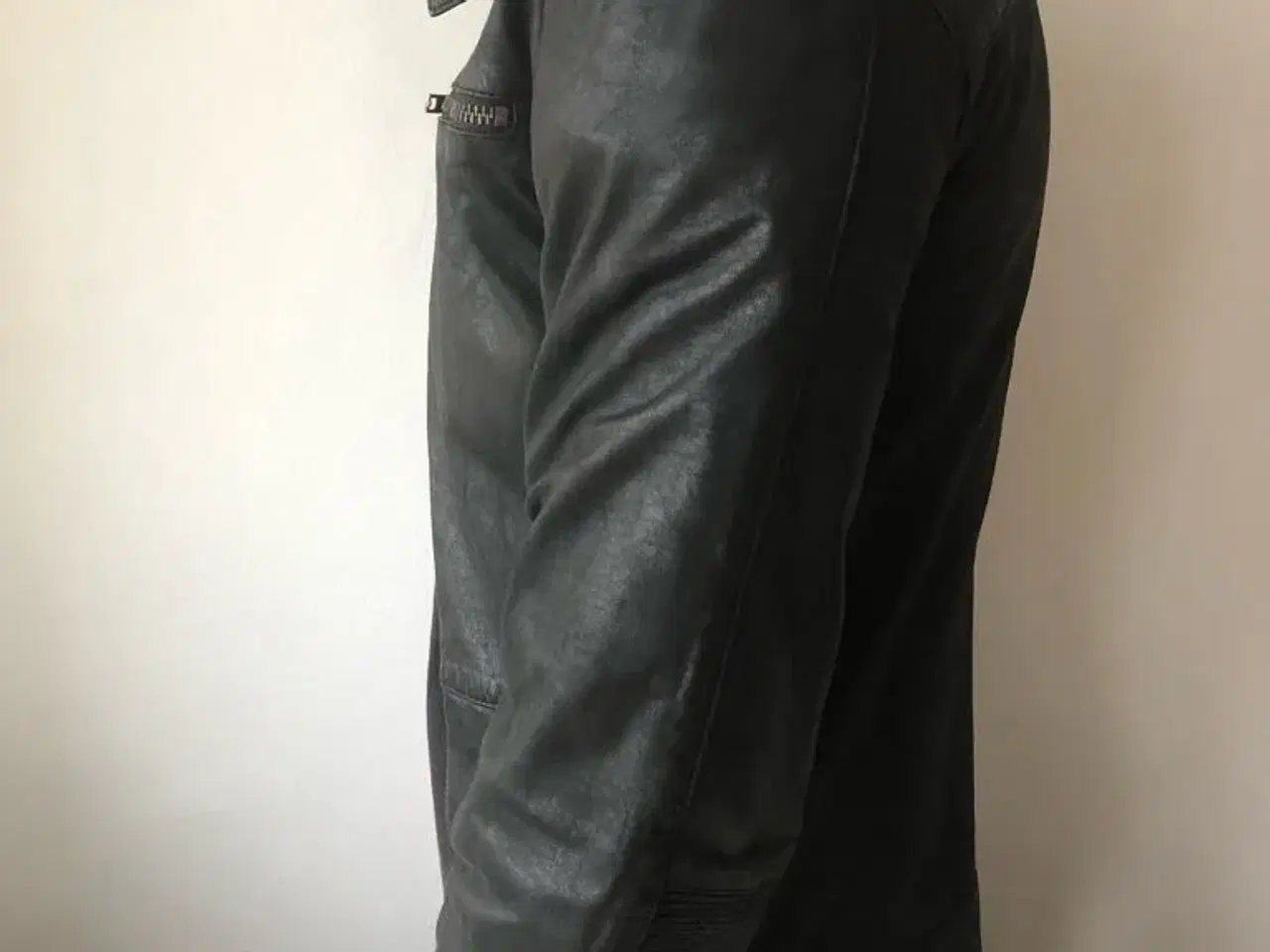 Billede 2 - Minimum læder jakke