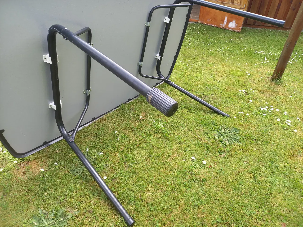 Billede 4 - Stabilt campingbord 