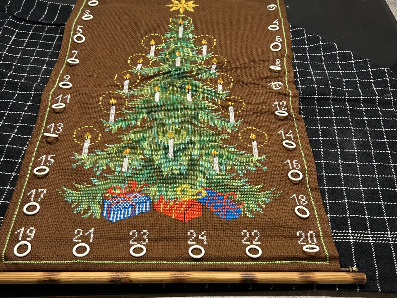 Billede 3 - Julebroderi 