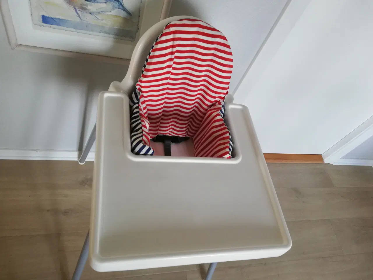 Billede 2 - Højstol med bakke, hynde og sele Antilop Ikea 