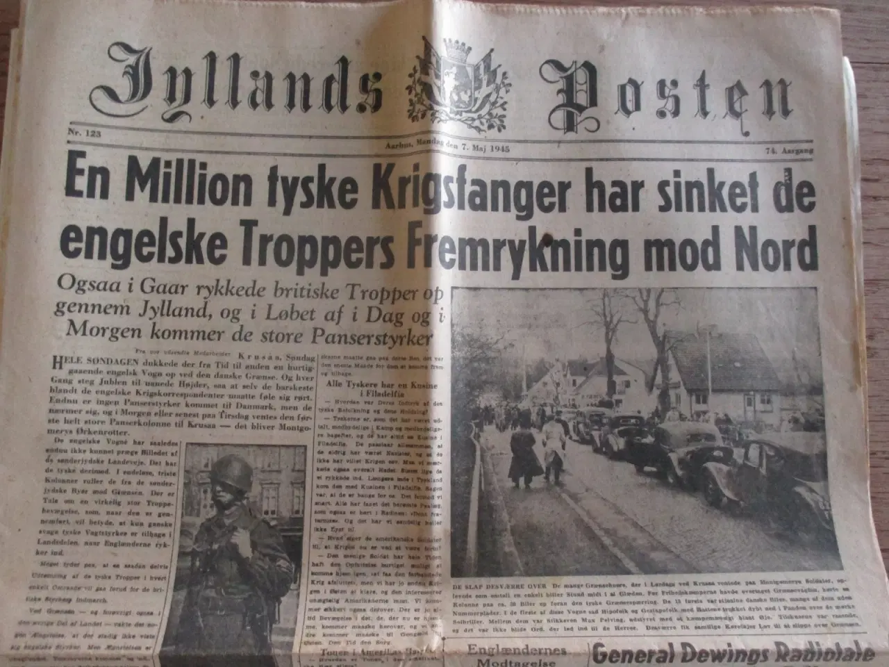 Billede 3 - Danmarks befrielse 1945. Aviser - flere.