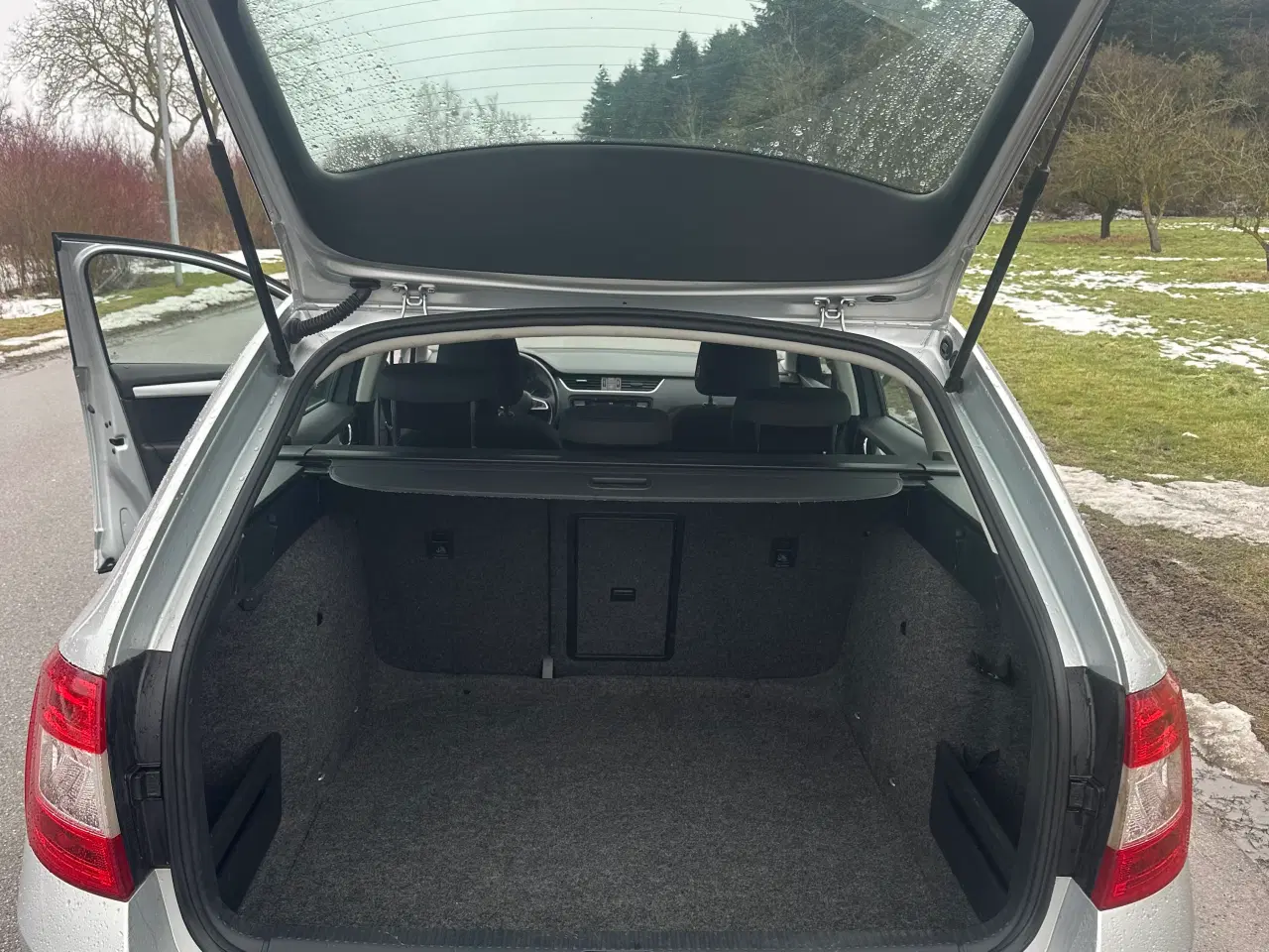 Billede 6 - Fin økomonisk familie bil