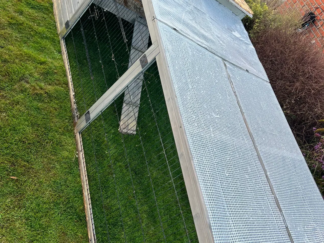 Billede 4 - Udendørs kaninbur med løbegård