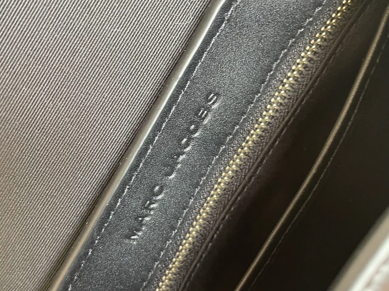 Billede 5 - Marc Jacobs sort taske