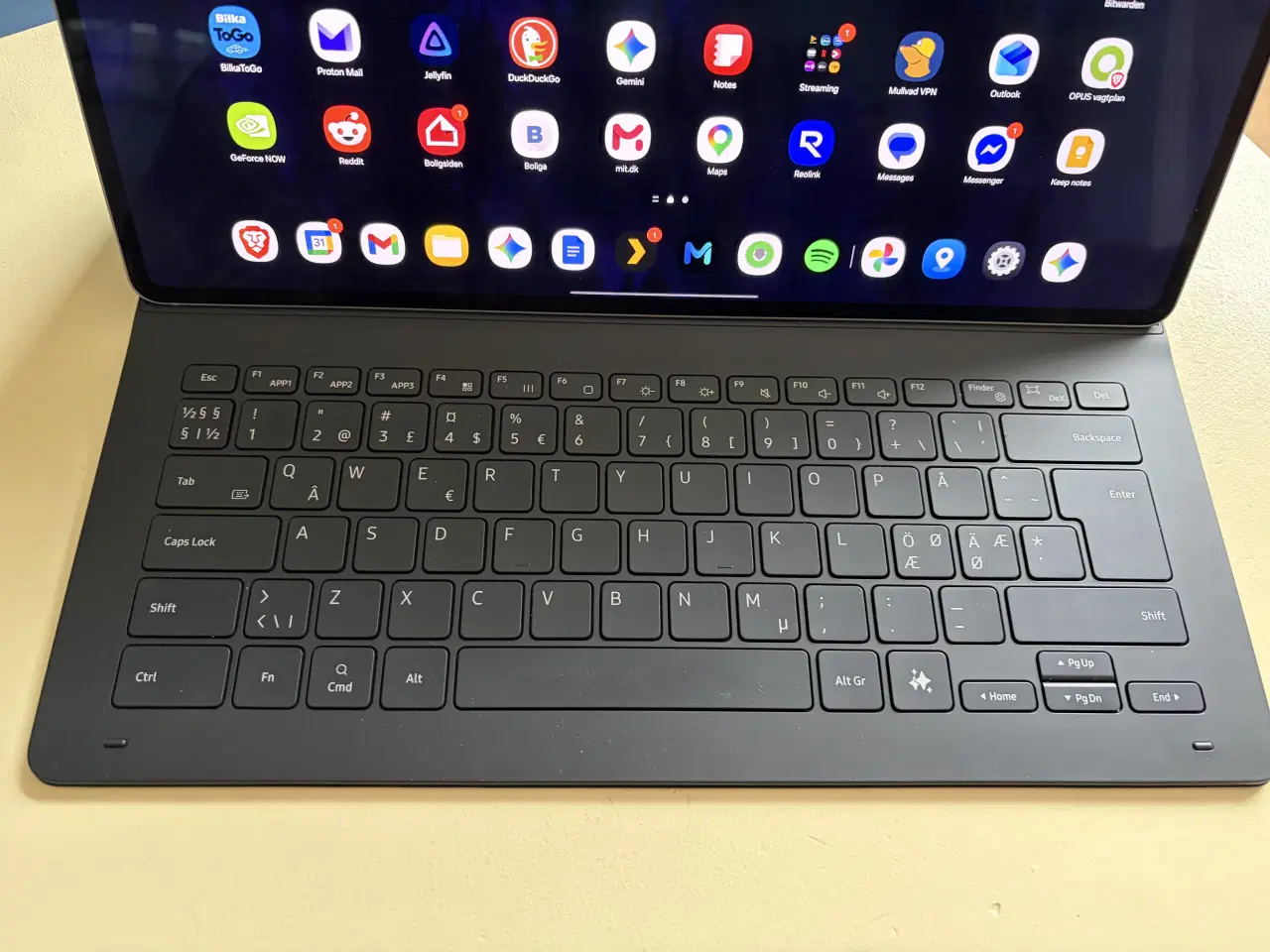 Billede 8 - Samsung Tab S10 Ultra 256 gb Grå med tastatur