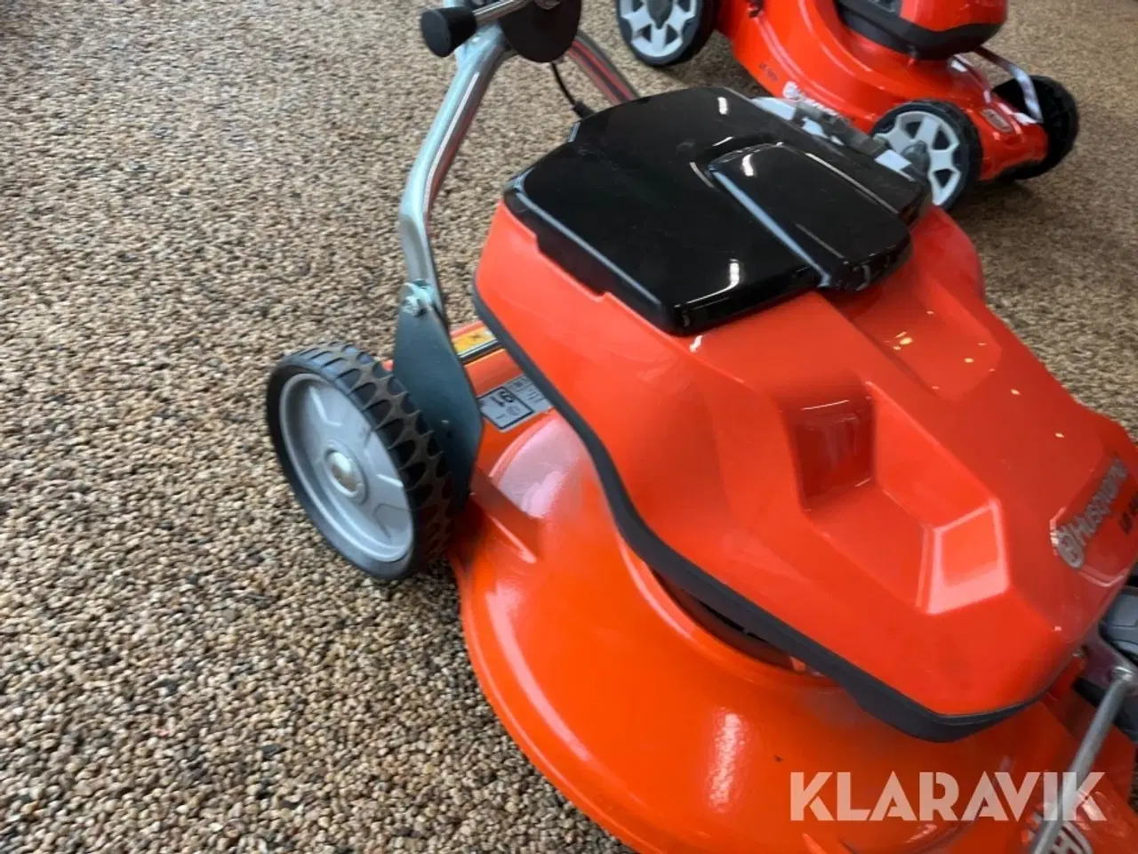 Billede 4 - Græsslåmaskine Husqvarna LB442i