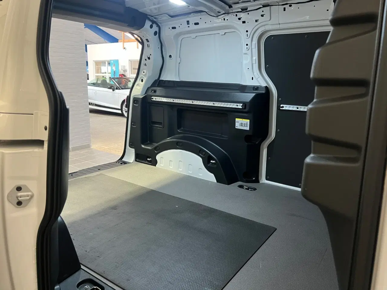 Billede 7 - VW ID.Buzz 77 Cargo