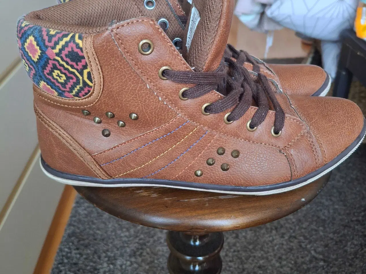 Billede 3 - Hightop Vintage Sneaks i PU-læder str.38