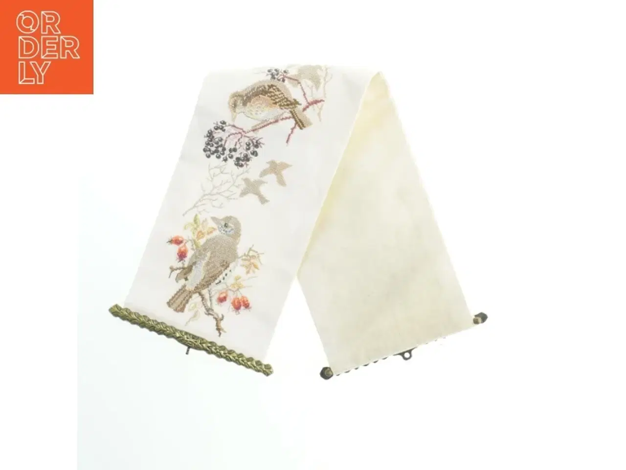 Billede 2 - Broderet vægophæng med fuglemotiv (str. 60 cm)