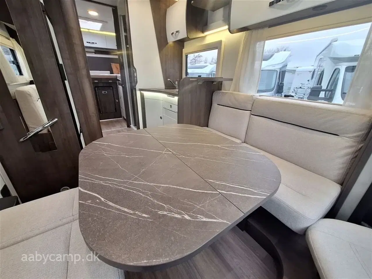 Billede 10 - 2024 - Benimar Tessoro T468 Special Edition Automat gear. NK pakke. varme i spildevandstank. bakkamera. markise. lithium batteri. cykelstativ.