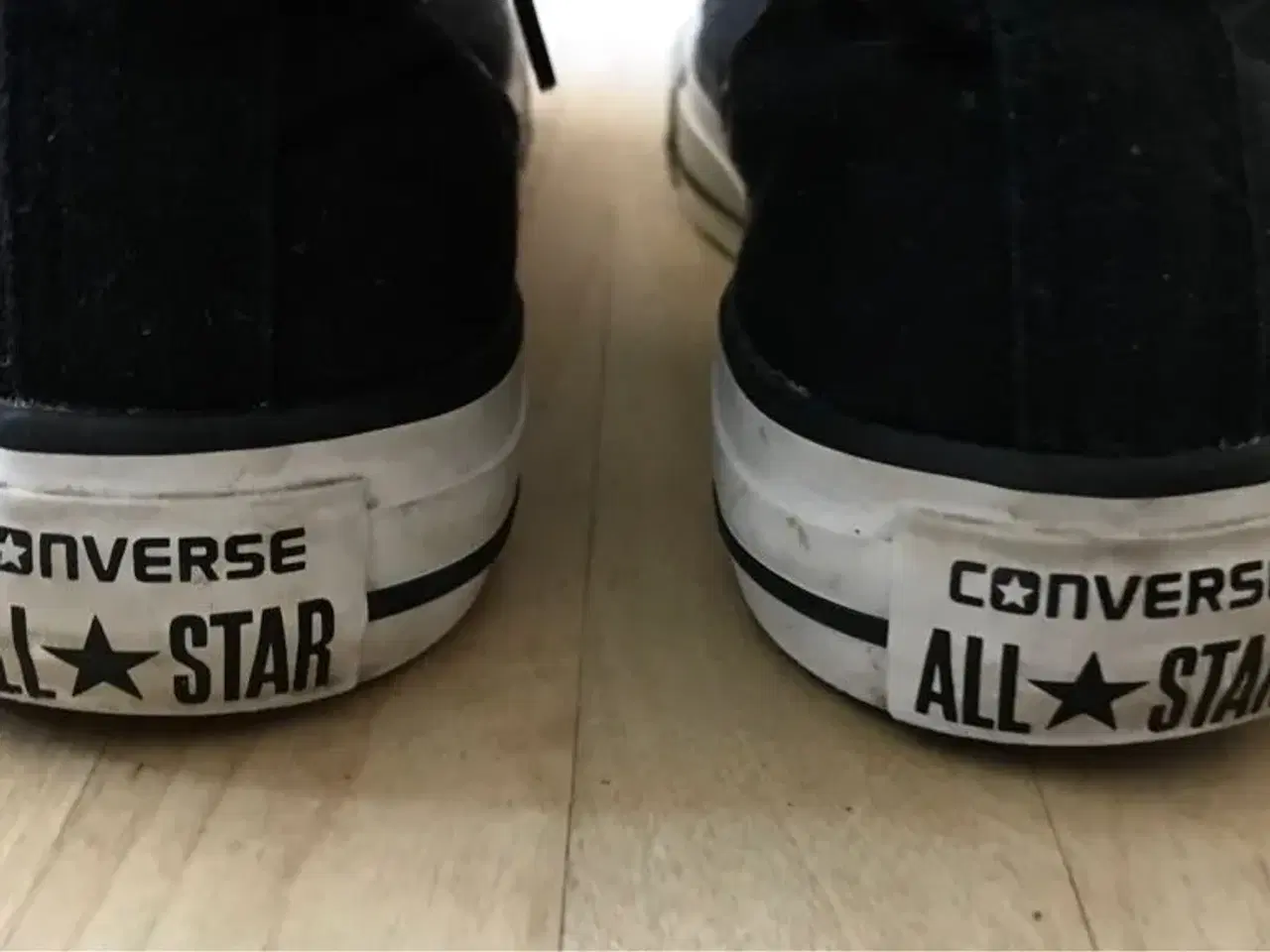 Billede 4 - Flotte Converse sneakers