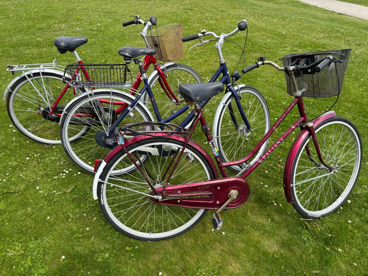 Billede 1 - Cykleklar , dame/ pige cykler 