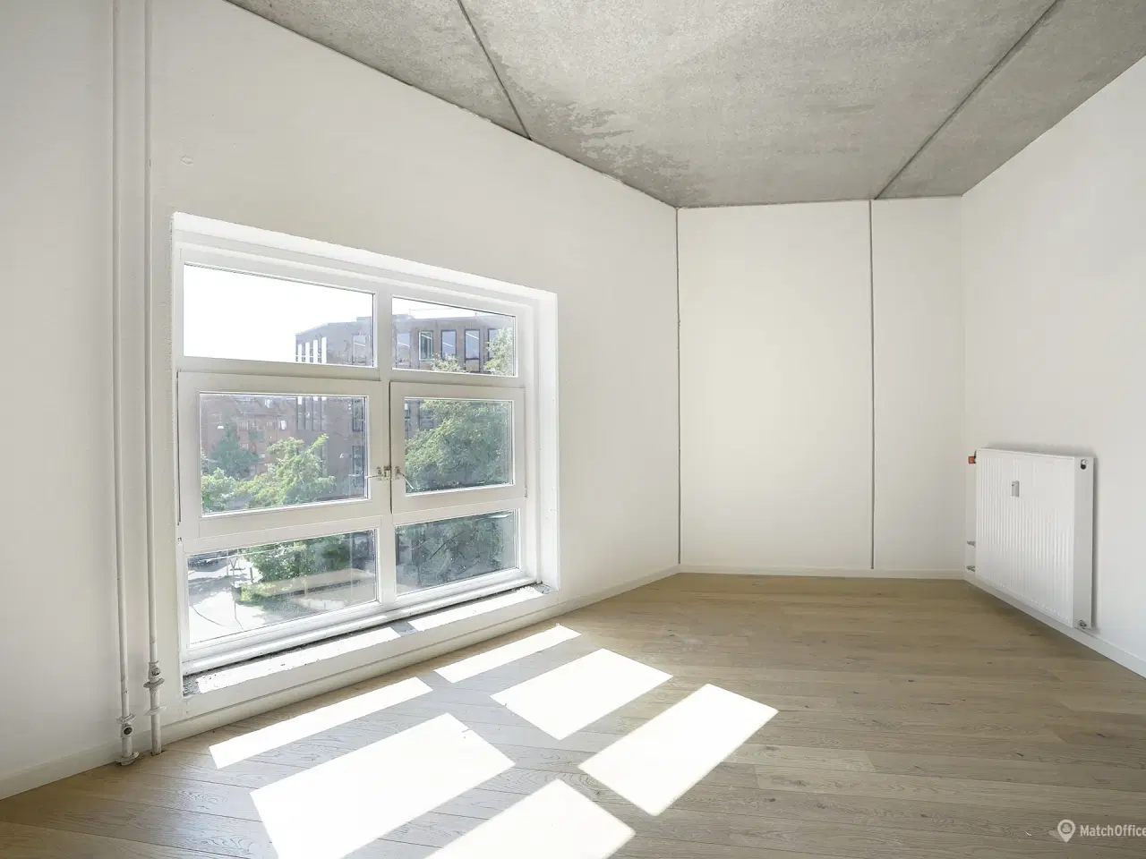 Billede 9 - Stort og åbent kontor