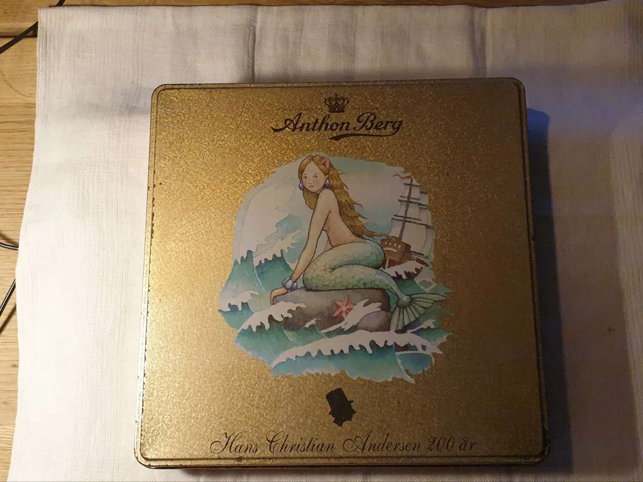 Billede 1 - Dåse HCA 200år