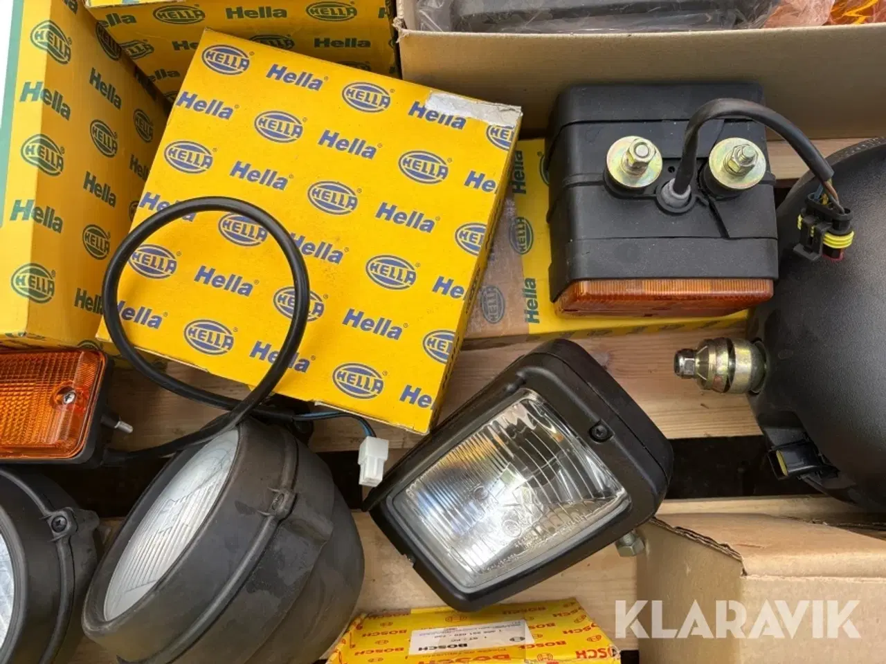 Billede 8 - Lot:Lygter Hella Bosch Cobo Hidromek cirka 25 styk rotorblink og blandede lygter