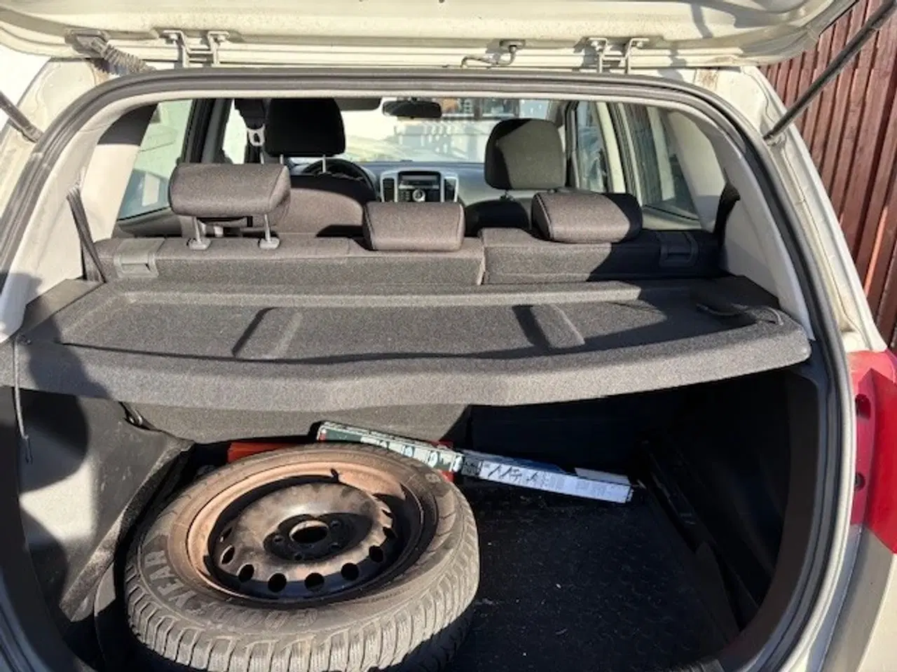 Billede 2 - Kia Venga 1,6 - 6 manuel gear