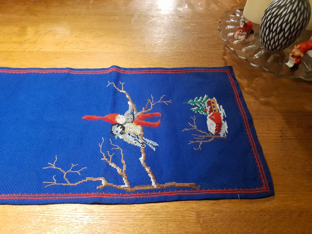 Billede 5 - Virkelig yndig juleløber,