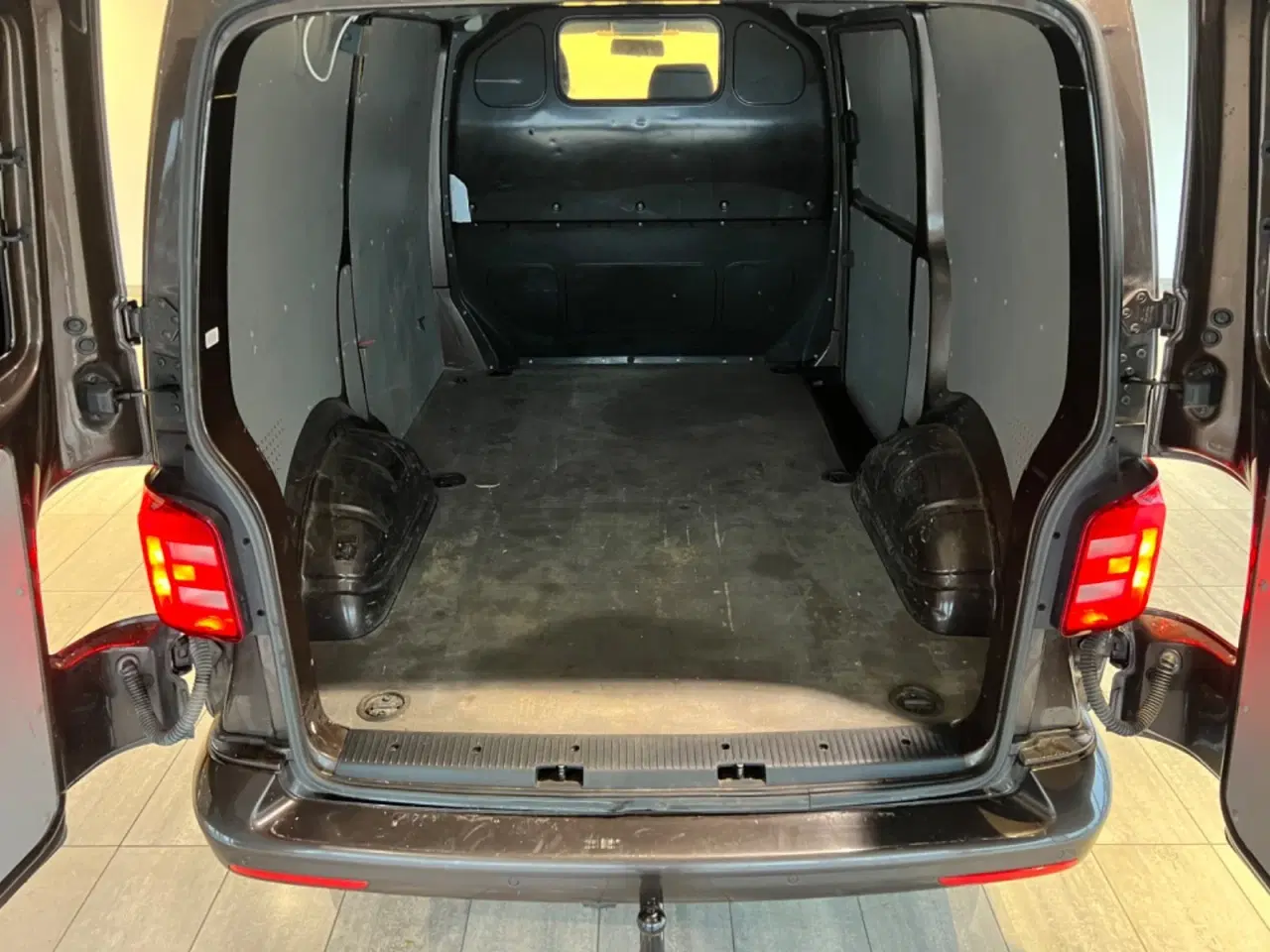 Billede 8 - VW Transporter 2,0 TDi 150 Kassevogn DSG kort