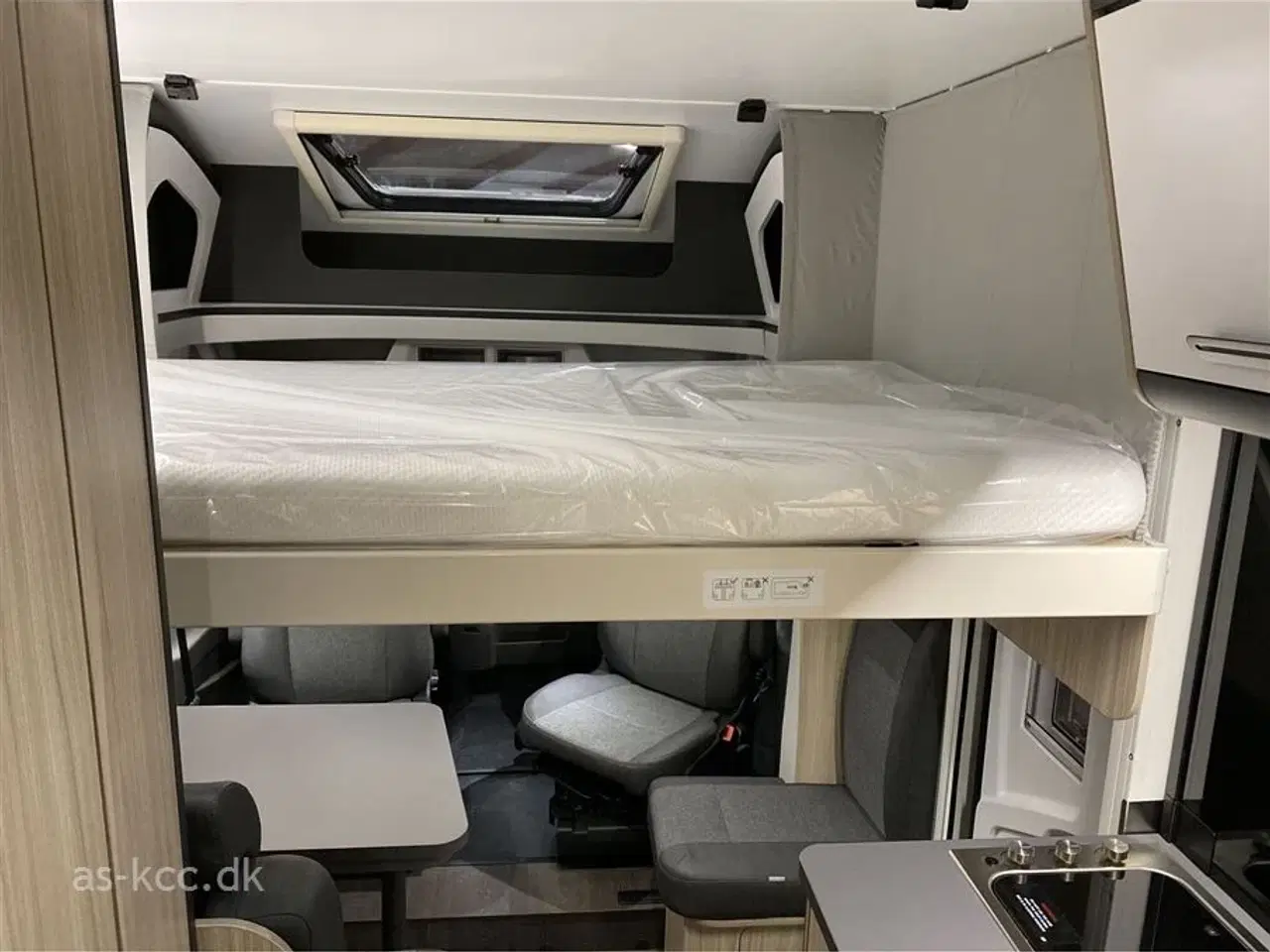 Billede 21 - 2026 - Sun Living S 70 SL Automat gear 165 HK   Sun Living S 70 SL  165 HK og Automatgear .