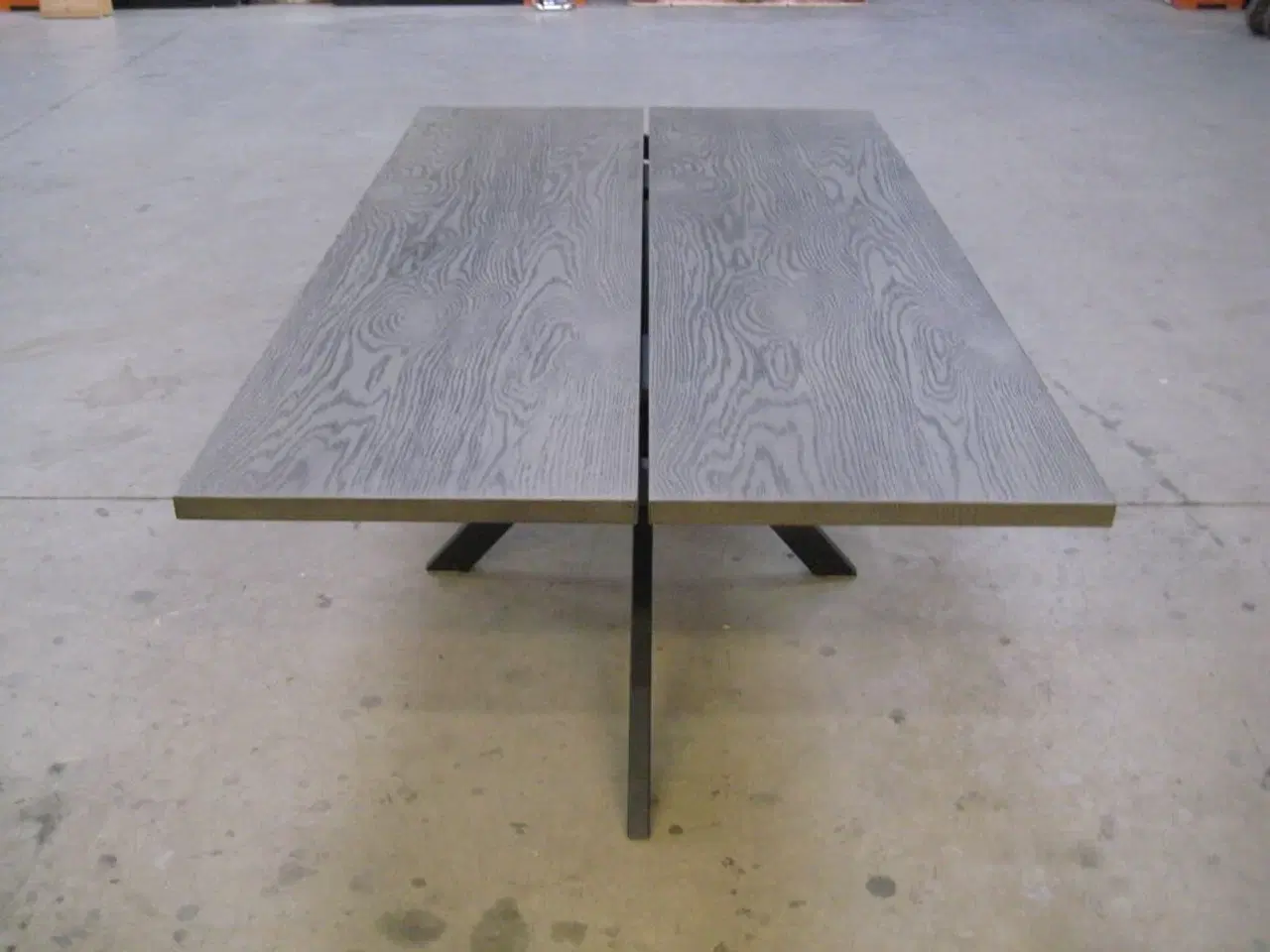 Billede 2 - Sofabord 80x140x52 cm. Gråbejdset egefiner.