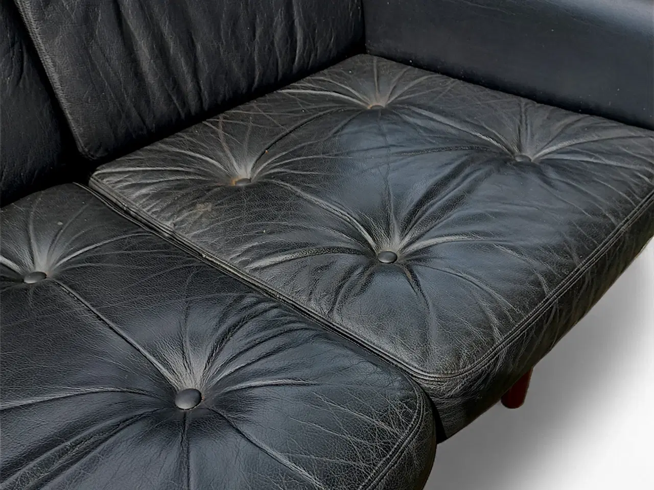 Billede 9 - Elegant 3-personers lædersofa fra 1960'erne
