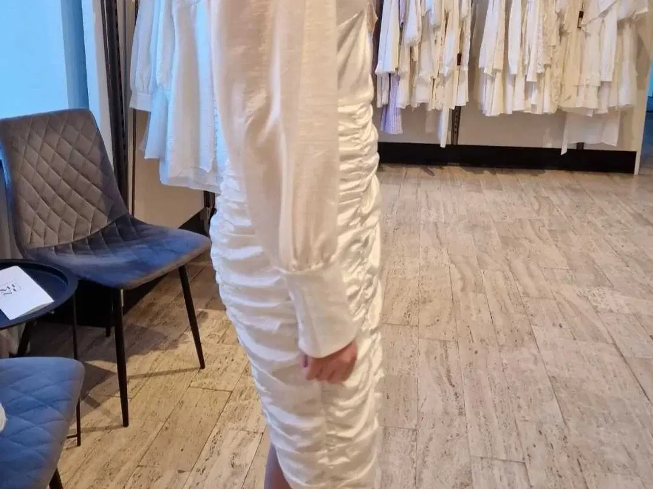 Billede 3 - Elegant konfirnationskjole