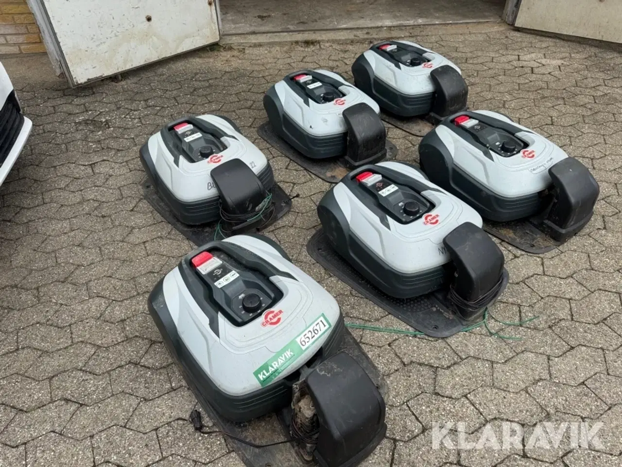 Billede 8 - Robotplæneklipper Cramer med ladestander