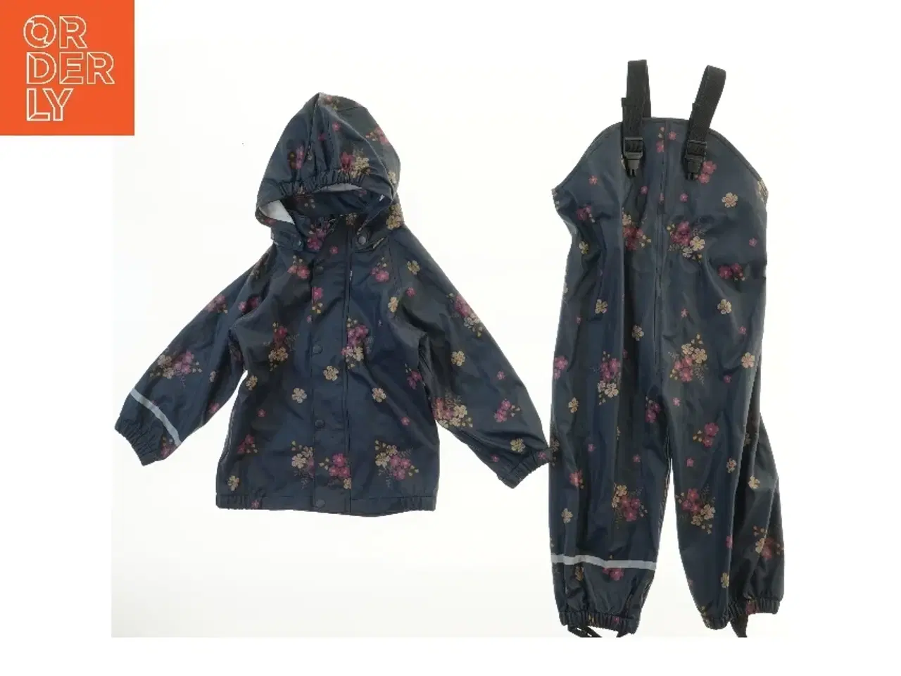 Billede 1 - Blomstret regnsæt til børn fra Name It (str. 92)