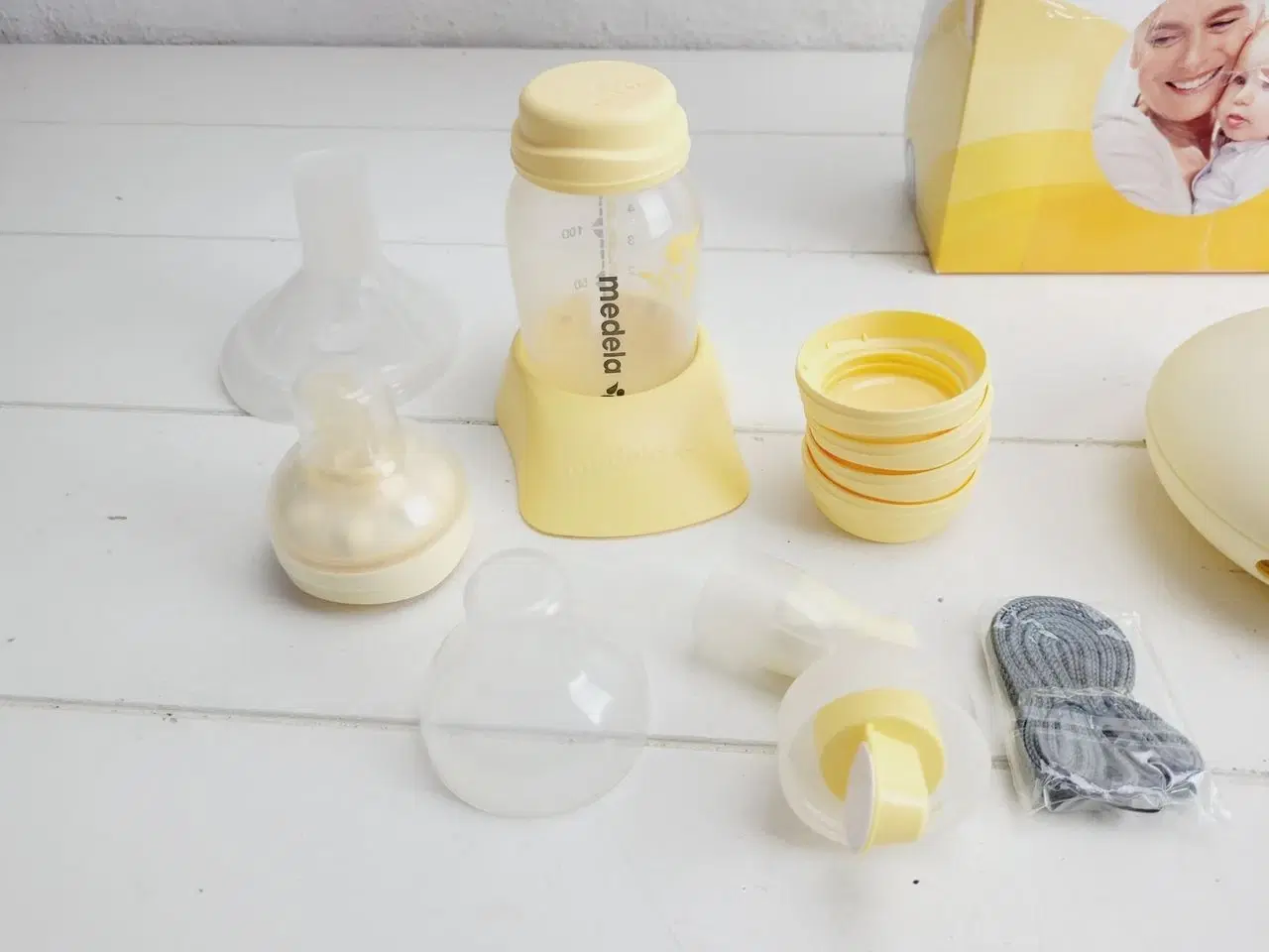 Billede 4 - ⭐️- Medela Brystpumpe m/ Tilbehør