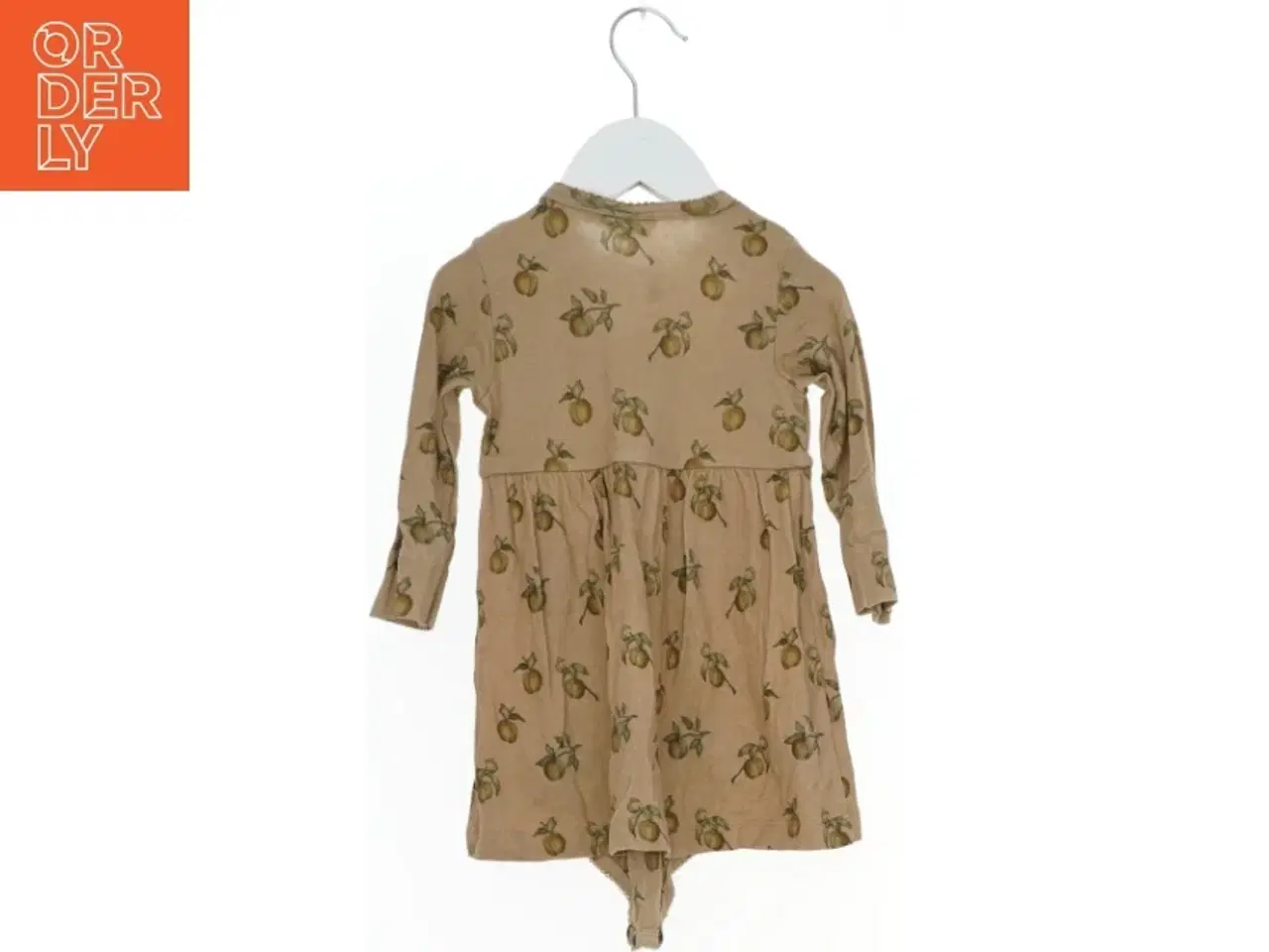 Billede 2 - Kjole med frugtprint fra Lil atelier (str. 74)