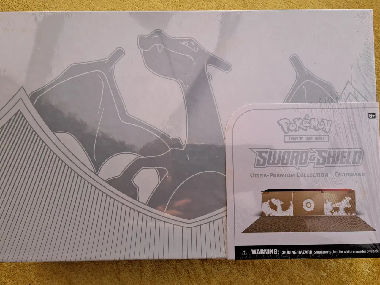 Billede 1 - Pokemon Charizard UPC, Sword & Shield. Fo