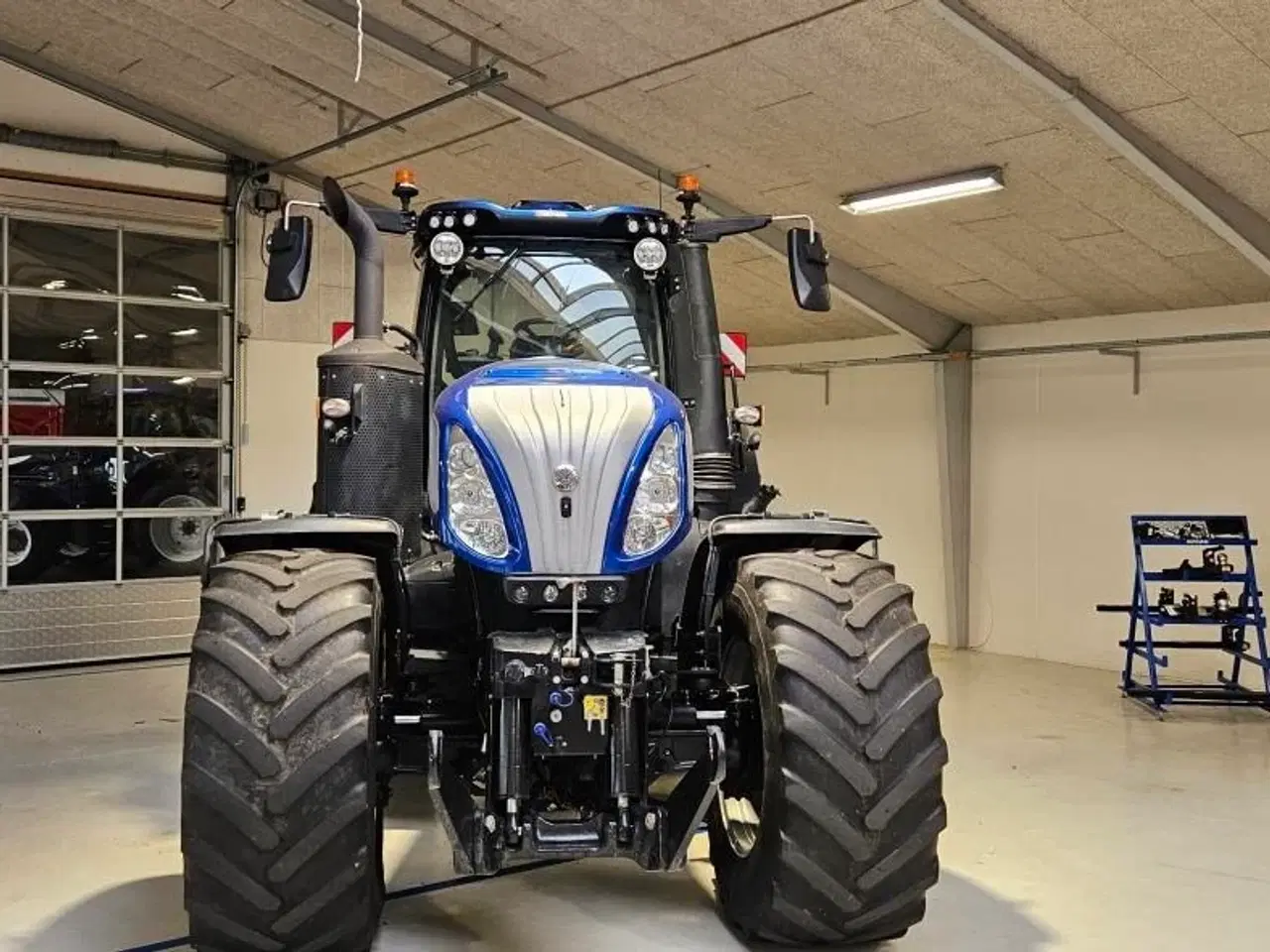 Billede 10 - New Holland T8.435 PLMI NYE DÆK