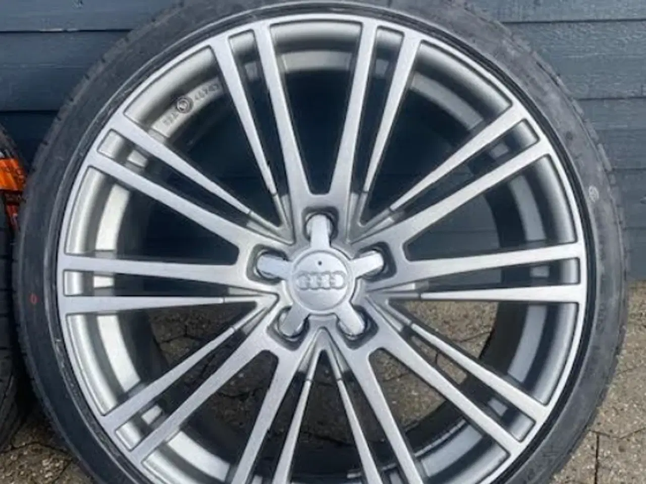 Billede 4 - 19” Audi Alufælge (Helt nye dæk)