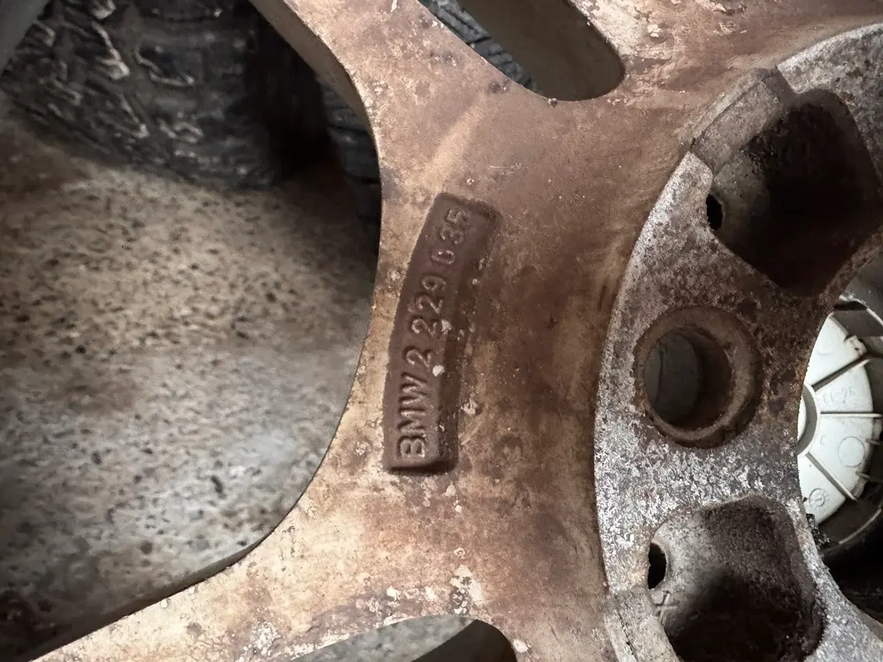 Billede 4 - 17" Original BMW alufælge m. vinterdæk fra BMW e90