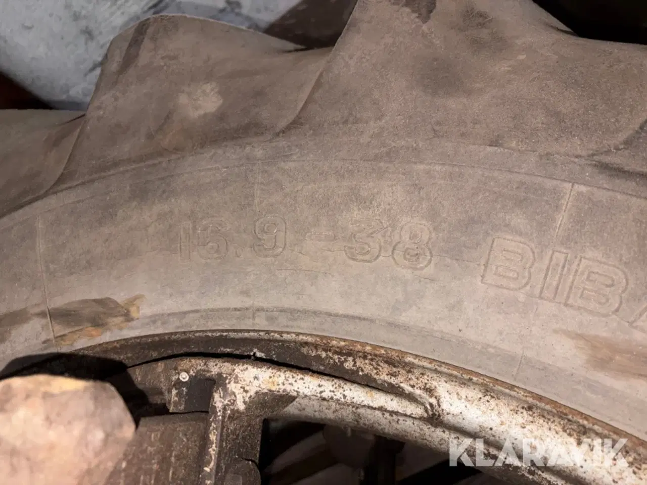 Billede 10 - Landbrugsdæk Michelin 16.9-38 2 styk