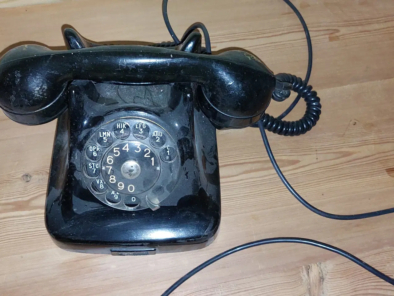 Billede 1 - gammel telefon