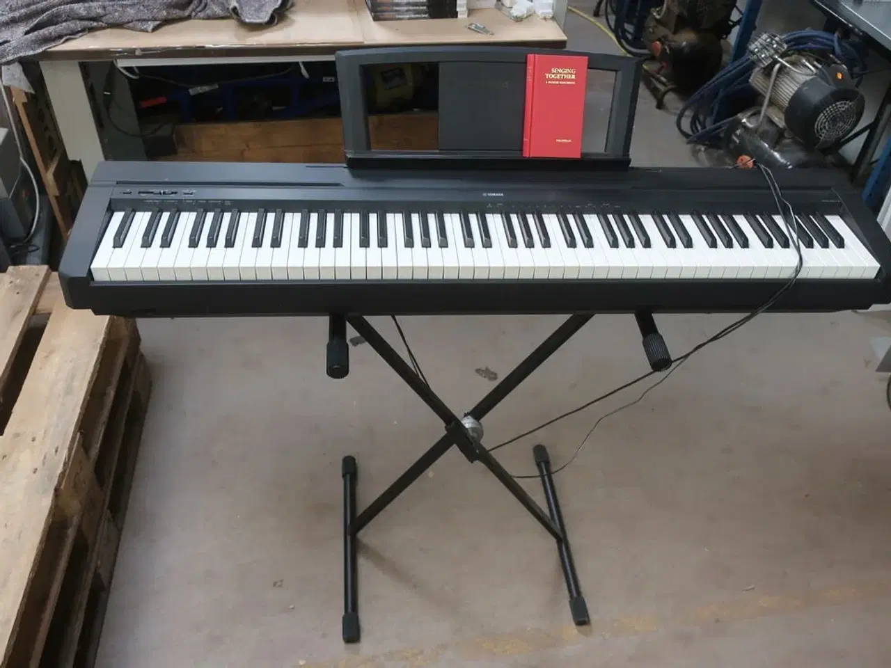Billede 1 - DigItal piano YAMAHA P-35 med stativ