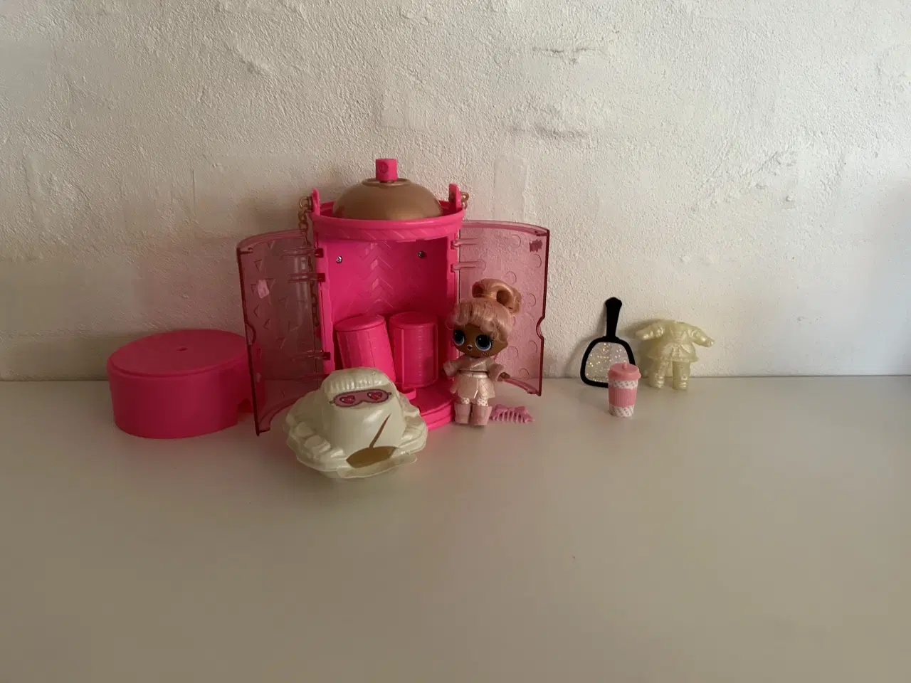 Billede 3 - L.O.L surprise dukke med tilbehør