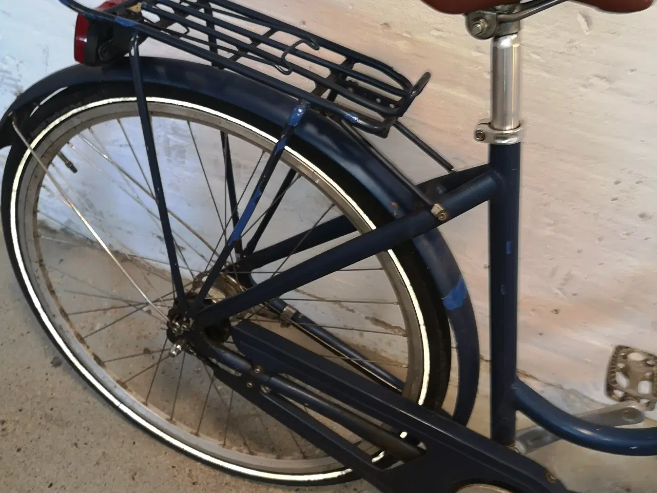 Billede 7 - Mustang  28"  7 gear Ny dæk. For og baglygter magn