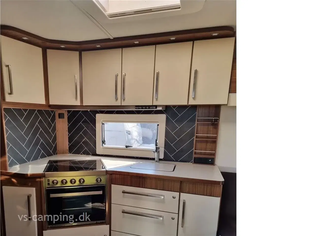 Billede 3 - 2021 - Polar Edition 620 LB   SJÆLDENT UDBUDT VINTERVOGN MED ENKELTSENGE