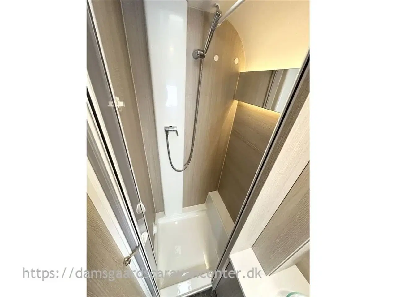 Billede 18 - 2020 - Adria Adora 613 UT Queensbed-Mover-El. gulvvarme-Fortelt